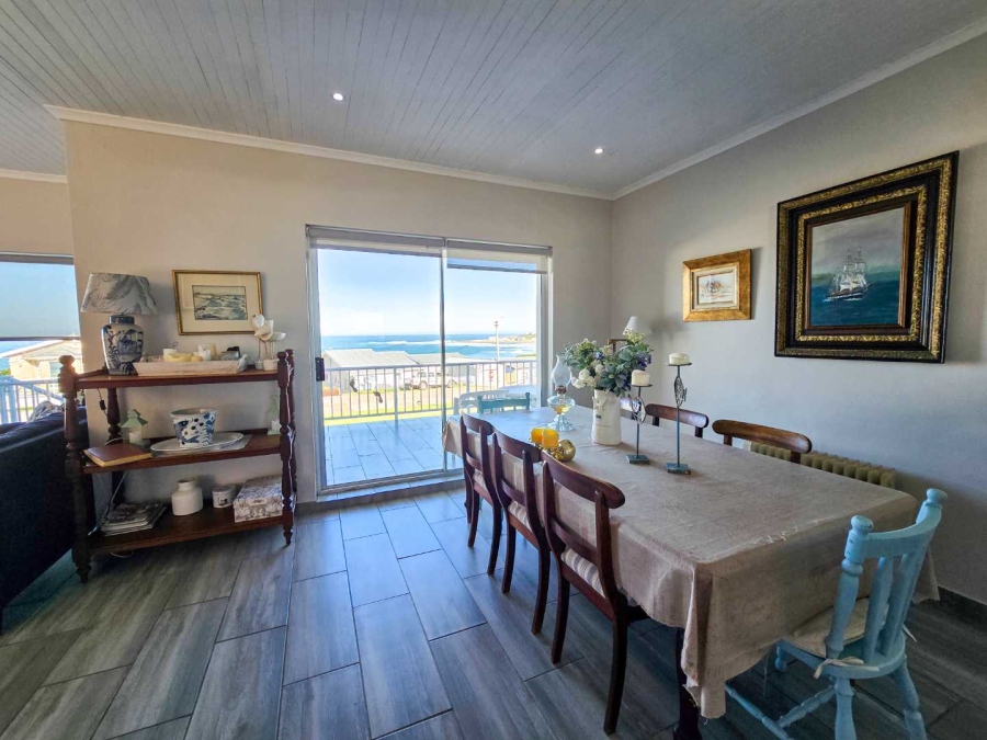 4 Bedroom Property for Sale in Jongensfontein Western Cape